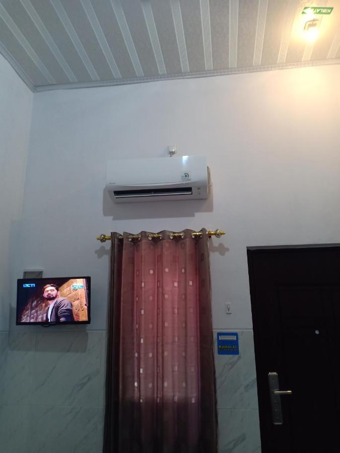 Homestay 89 New Джепара Екстериор снимка